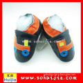 2015 Japan Traditonal black and orange car embroidered cow leather soft play girl shoes for baby